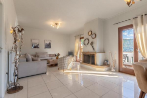 Melanes Serenity 3Br Apartment